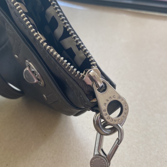 Marc by Marc Jacobs Crossbody New Leather Turn Key Bag - Picture 8 of 8